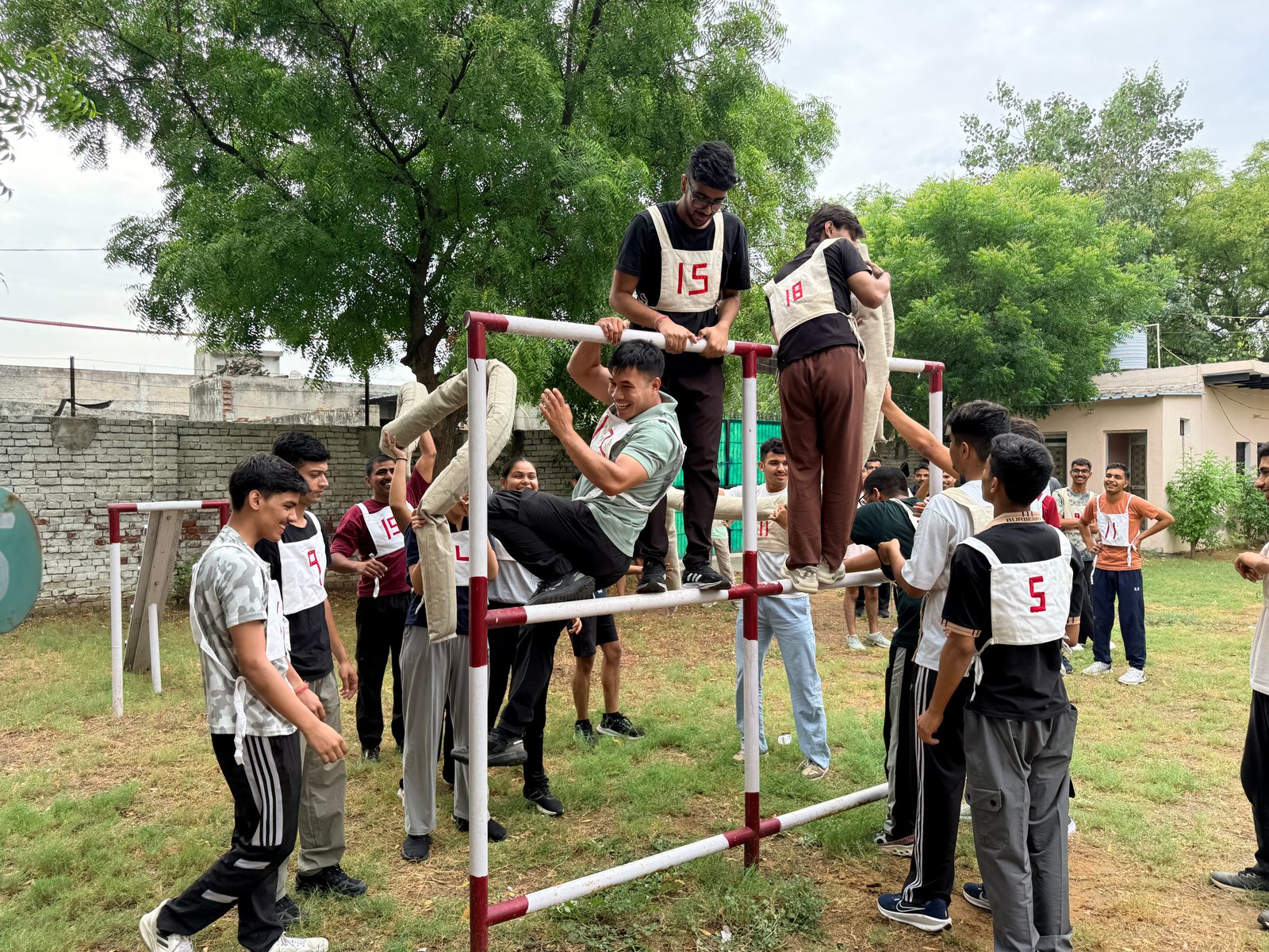 GROUP OBSTACLE RACE